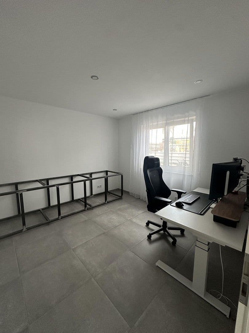 Prodej domu 179 m², pozemek 496 m², Trossingen, Bádensko-Württembersko Prodej domu 179 m², pozemek 496 m², Trossingen, Bádensko-Württembersko