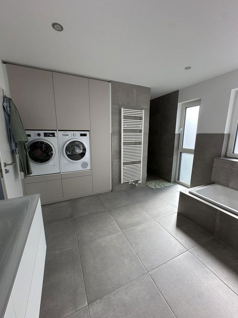 Prodej domu 179 m², pozemek 496 m², Trossingen, Bádensko-Württembersko Prodej domu 179 m², pozemek 496 m², Trossingen, Bádensko-Württembersko