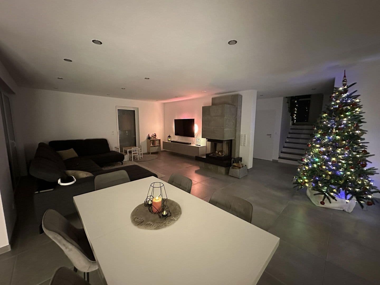 Prodej domu 179 m², pozemek 496 m², Trossingen, Bádensko-Württembersko Prodej domu 179 m², pozemek 496 m², Trossingen, Bádensko-Württembersko