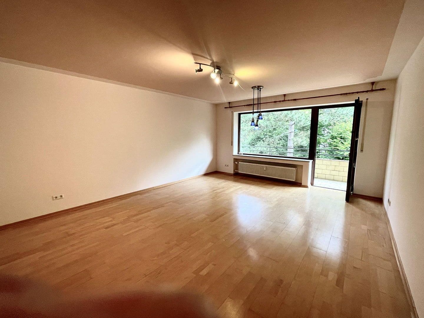 Prodej bytu 3+1 93 m², Augsburg, Bavorsko Prodej bytu 3+1 93 m², Augsburg, Bavorsko
