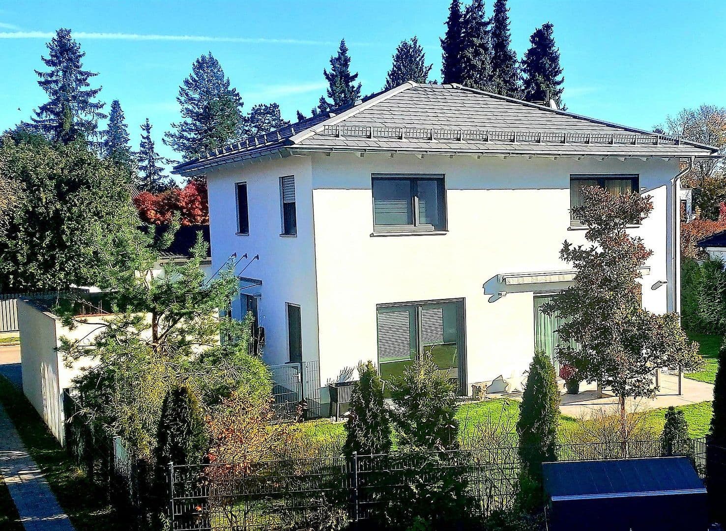 Pronájem domu 204 m², pozemek 523 m², Sämannstr. 17, Gräfelfing, Bavorsko Pronájem domu 204 m², pozemek 523 m², Sämannstr. 17, Gräfelfing, Bavorsko