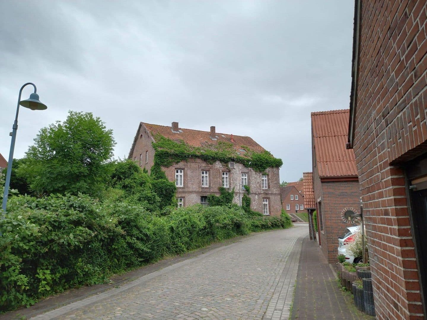 Prodej bytu 2+1 44 m², Schützenstraße 5, Neuhaus, Dolní Sasko Prodej bytu 2+1 44 m², Schützenstraße 5, Neuhaus, Dolní Sasko