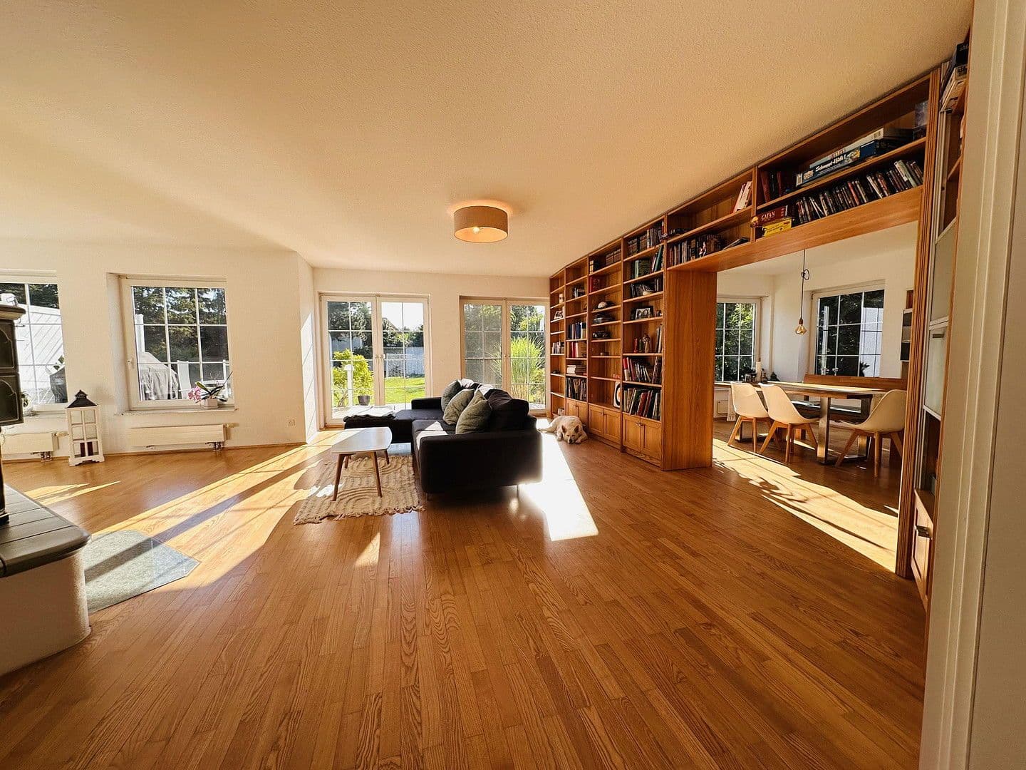 Prodej domu 309 m², pozemek 1.280 m², Markkleeberg, Sasko Prodej domu 309 m², pozemek 1.280 m², Markkleeberg, Sasko