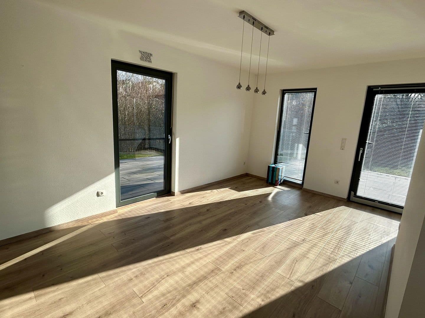 Prodej domu 150 m², pozemek 399 m², Kirchentellinsfurt, Bádensko-Württembersko Prodej domu 150 m², pozemek 399 m², Kirchentellinsfurt, Bádensko-Württembersko