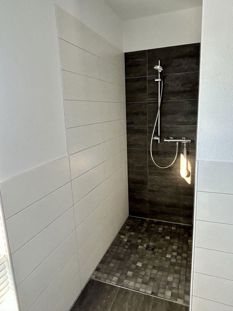 Prodej domu 150 m², pozemek 399 m², Kirchentellinsfurt, Bádensko-Württembersko Prodej domu 150 m², pozemek 399 m², Kirchentellinsfurt, Bádensko-Württembersko