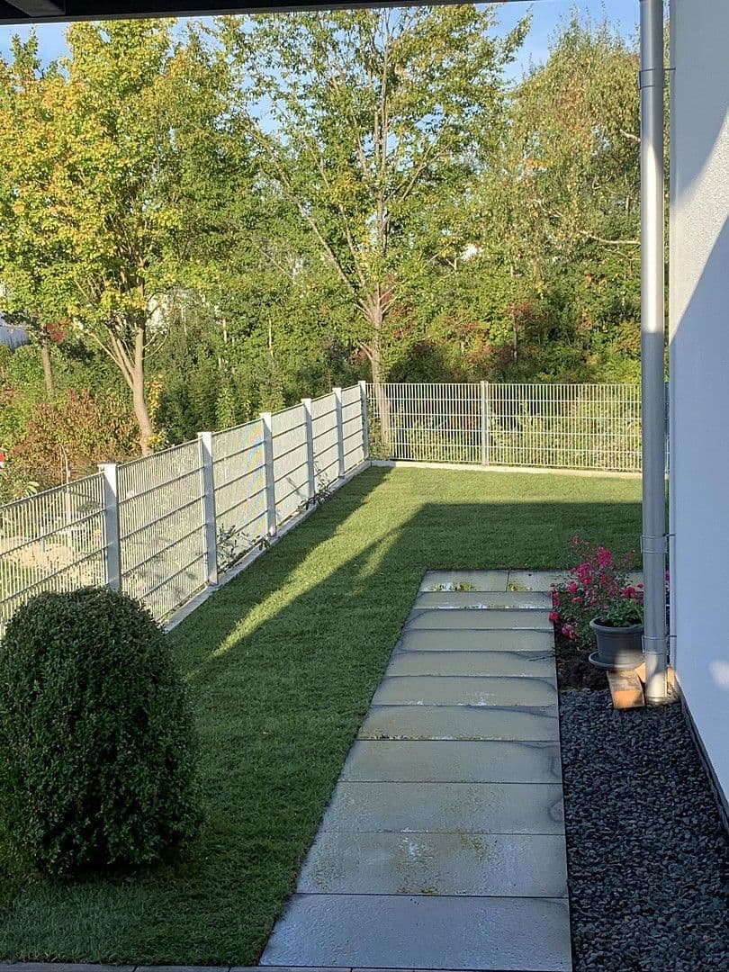 Prodej domu 150 m², pozemek 399 m², Kirchentellinsfurt, Bádensko-Württembersko Prodej domu 150 m², pozemek 399 m², Kirchentellinsfurt, Bádensko-Württembersko