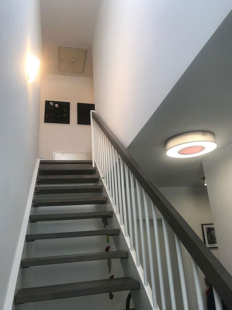 Prodej domu 150 m², pozemek 399 m², Kirchentellinsfurt, Bádensko-Württembersko Prodej domu 150 m², pozemek 399 m², Kirchentellinsfurt, Bádensko-Württembersko