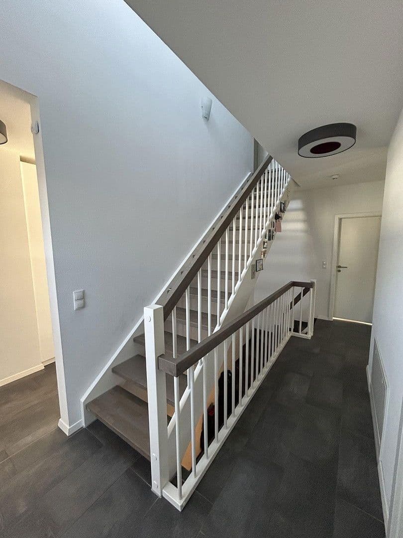 Prodej domu 150 m², pozemek 399 m², Kirchentellinsfurt, Bádensko-Württembersko Prodej domu 150 m², pozemek 399 m², Kirchentellinsfurt, Bádensko-Württembersko