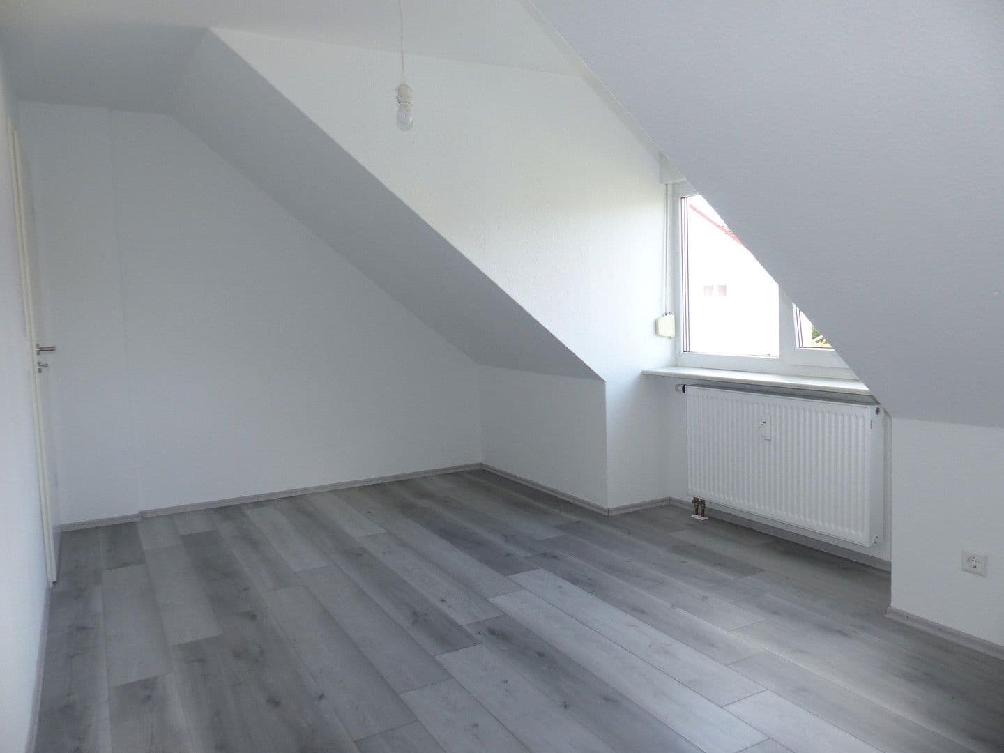 Prodej bytu 3+1 87 m², Waldstetterstraße 26, Balingen, Bádensko-Württembersko Prodej bytu 3+1 87 m², Waldstetterstraße 26, Balingen, Bádensko-Württembersko