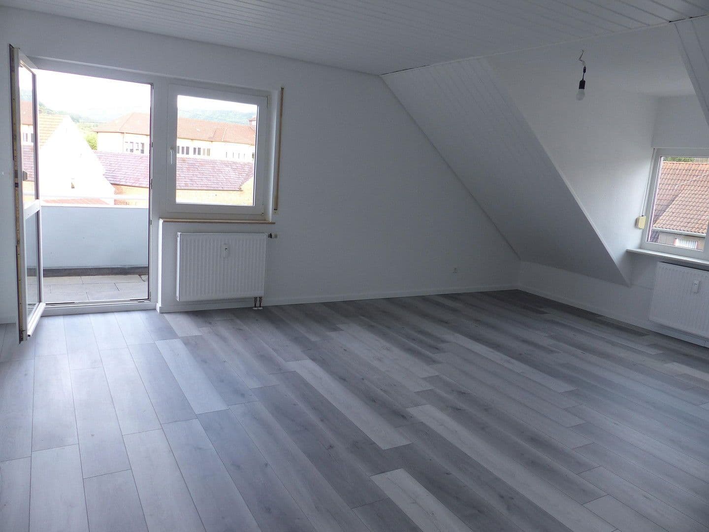 Prodej bytu 3+1 87 m², Waldstetterstraße 26, Balingen, Bádensko-Württembersko Prodej bytu 3+1 87 m², Waldstetterstraße 26, Balingen, Bádensko-Württembersko