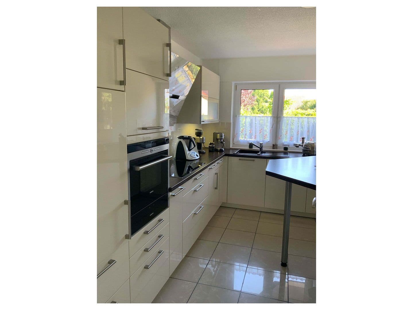 Prodej domu 110 m², pozemek 300 m², Melle, Dolní Sasko Prodej domu 110 m², pozemek 300 m², Melle, Dolní Sasko