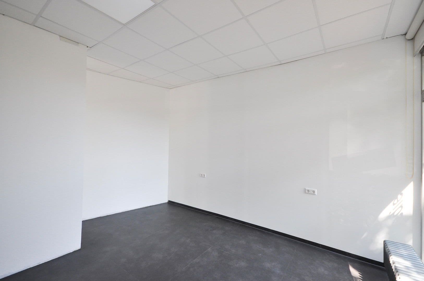 Prodej bytu 4+kk 62 m², Hohenheimer Str. 11, Leinfelden-Echterdingen, Bádensko-Württembersko Prodej bytu 4+kk 62 m², Hohenheimer Str. 11, Leinfelden-Echterdingen, Bádensko-Württembersko