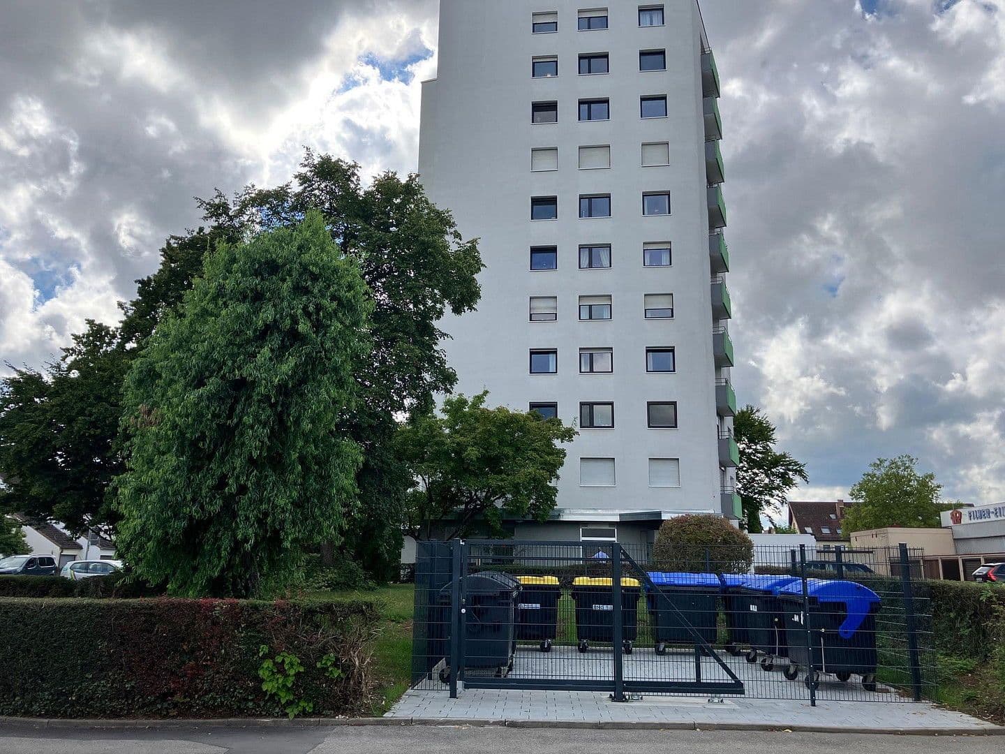 Prodej bytu 4+kk 62 m², Hohenheimer Str. 11, Leinfelden-Echterdingen, Bádensko-Württembersko Prodej bytu 4+kk 62 m², Hohenheimer Str. 11, Leinfelden-Echterdingen, Bádensko-Württembersko