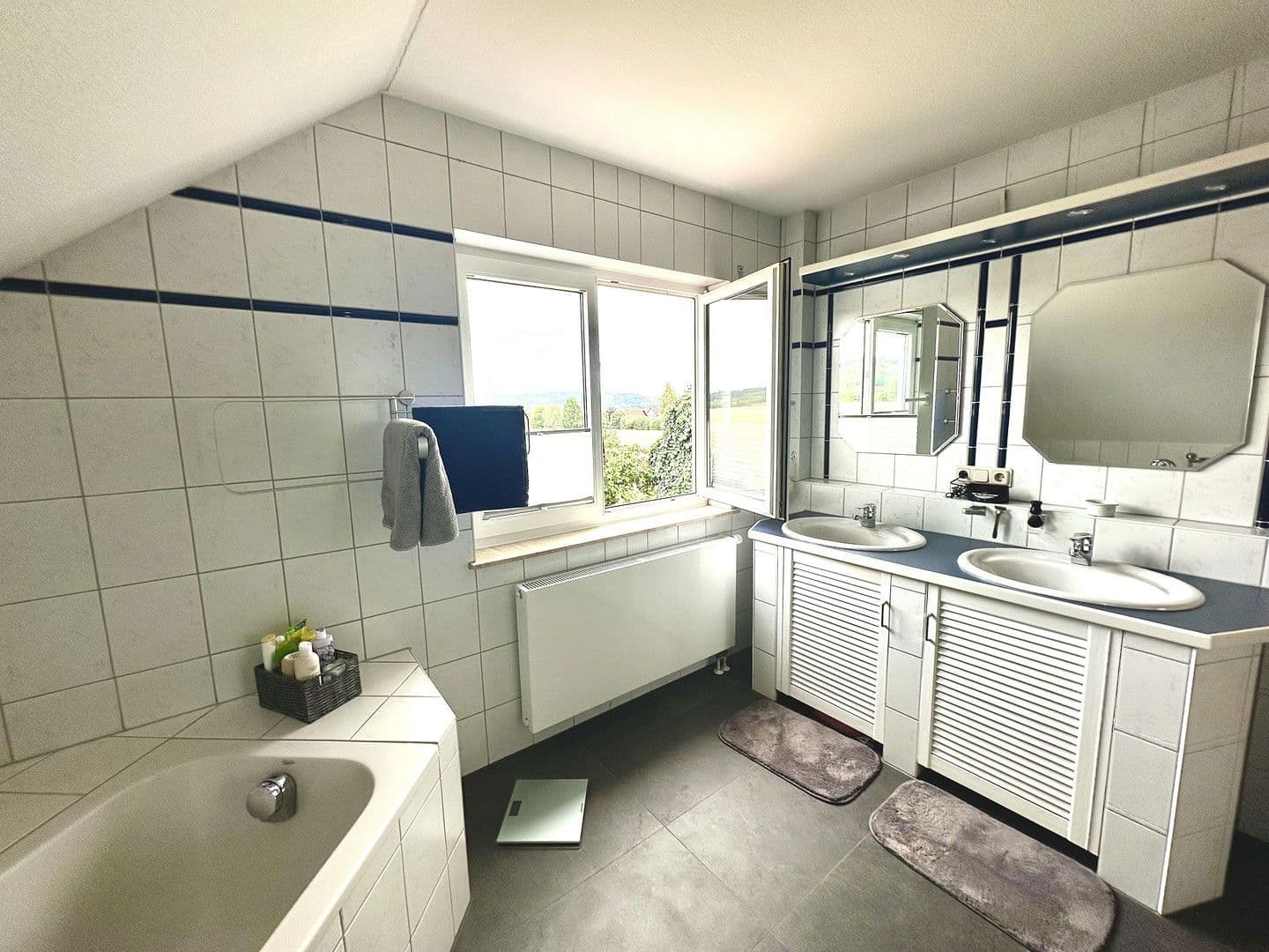 Prodej domu 140 m², pozemek 640 m², Blankenhain, Durynsko Prodej domu 140 m², pozemek 640 m², Blankenhain, Durynsko