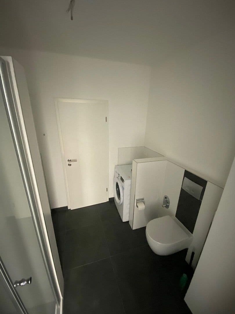 Pronájem bytu 3+1 91 m², Schumannstr. 15, Nienburg/Weser, Dolní Sasko Pronájem bytu 3+1 91 m², Schumannstr. 15, Nienburg/Weser, Dolní Sasko