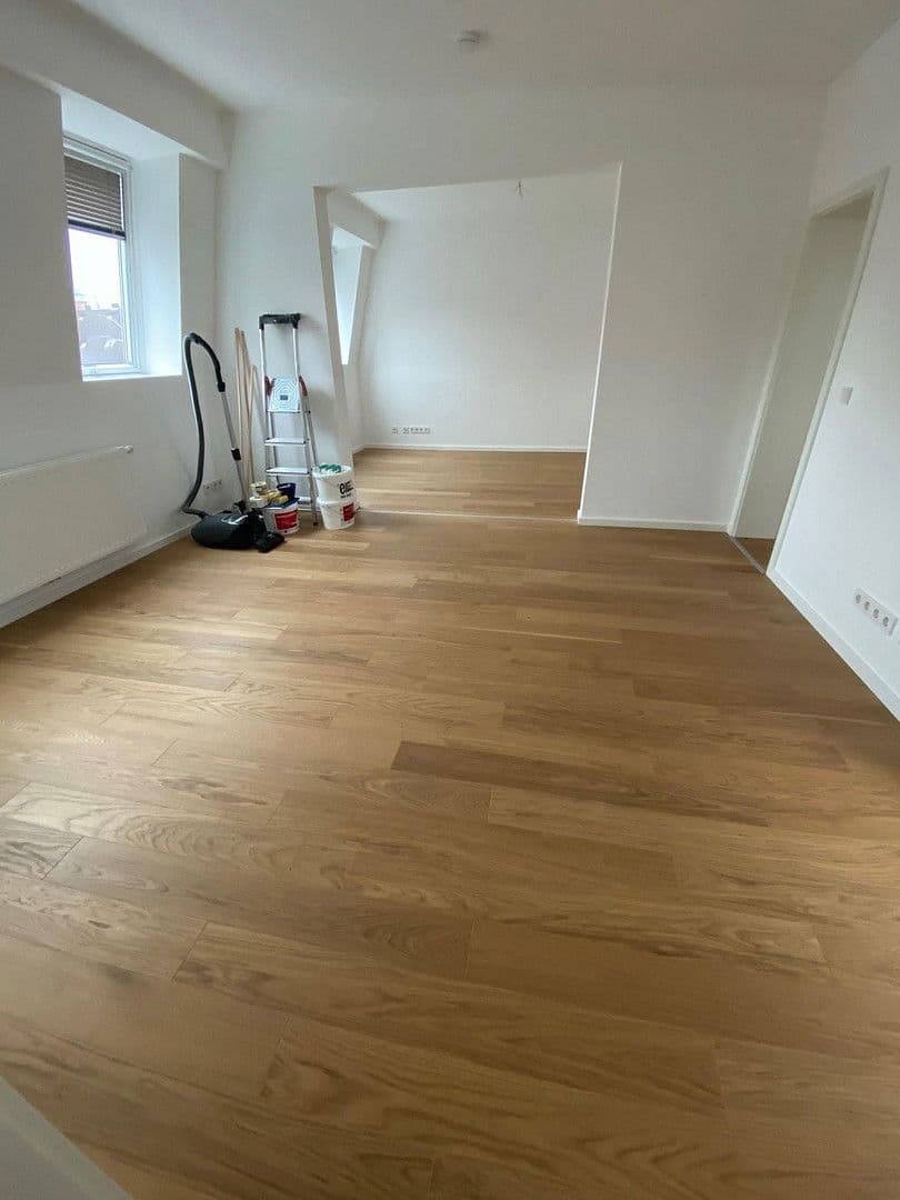 Pronájem bytu 3+1 91 m², Schumannstr. 15, Nienburg/Weser, Dolní Sasko Pronájem bytu 3+1 91 m², Schumannstr. 15, Nienburg/Weser, Dolní Sasko