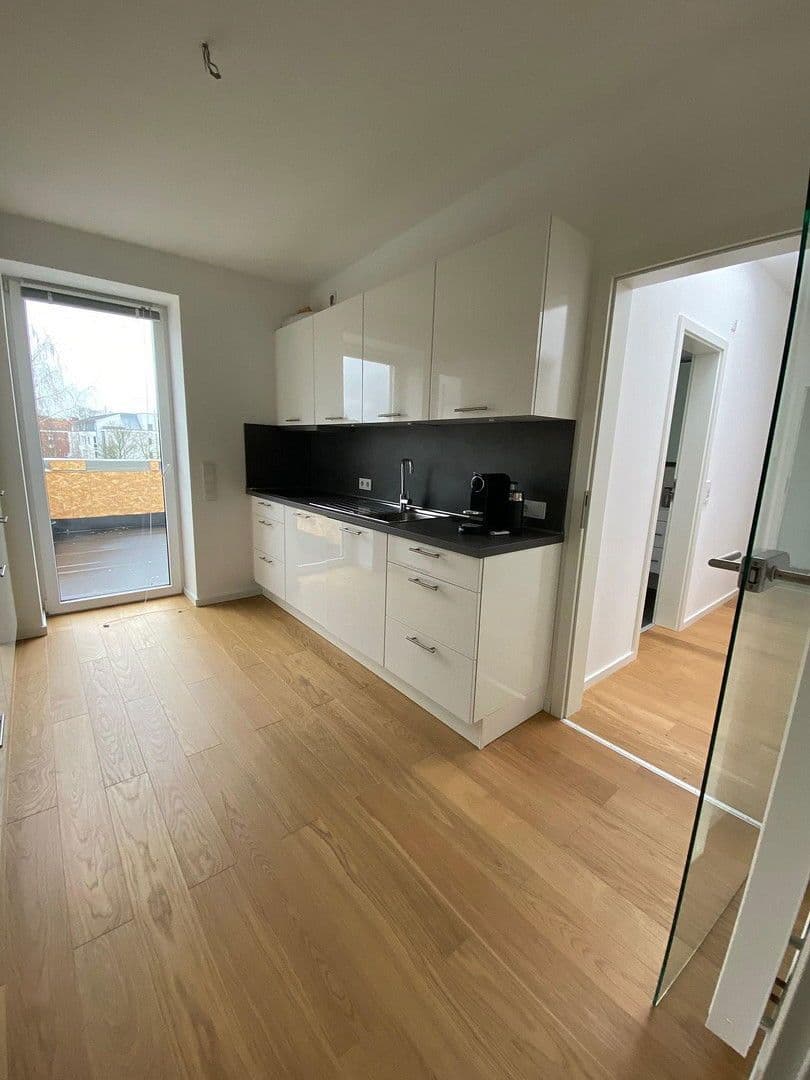 Pronájem bytu 3+1 91 m², Schumannstr. 15, Nienburg/Weser, Dolní Sasko Pronájem bytu 3+1 91 m², Schumannstr. 15, Nienburg/Weser, Dolní Sasko