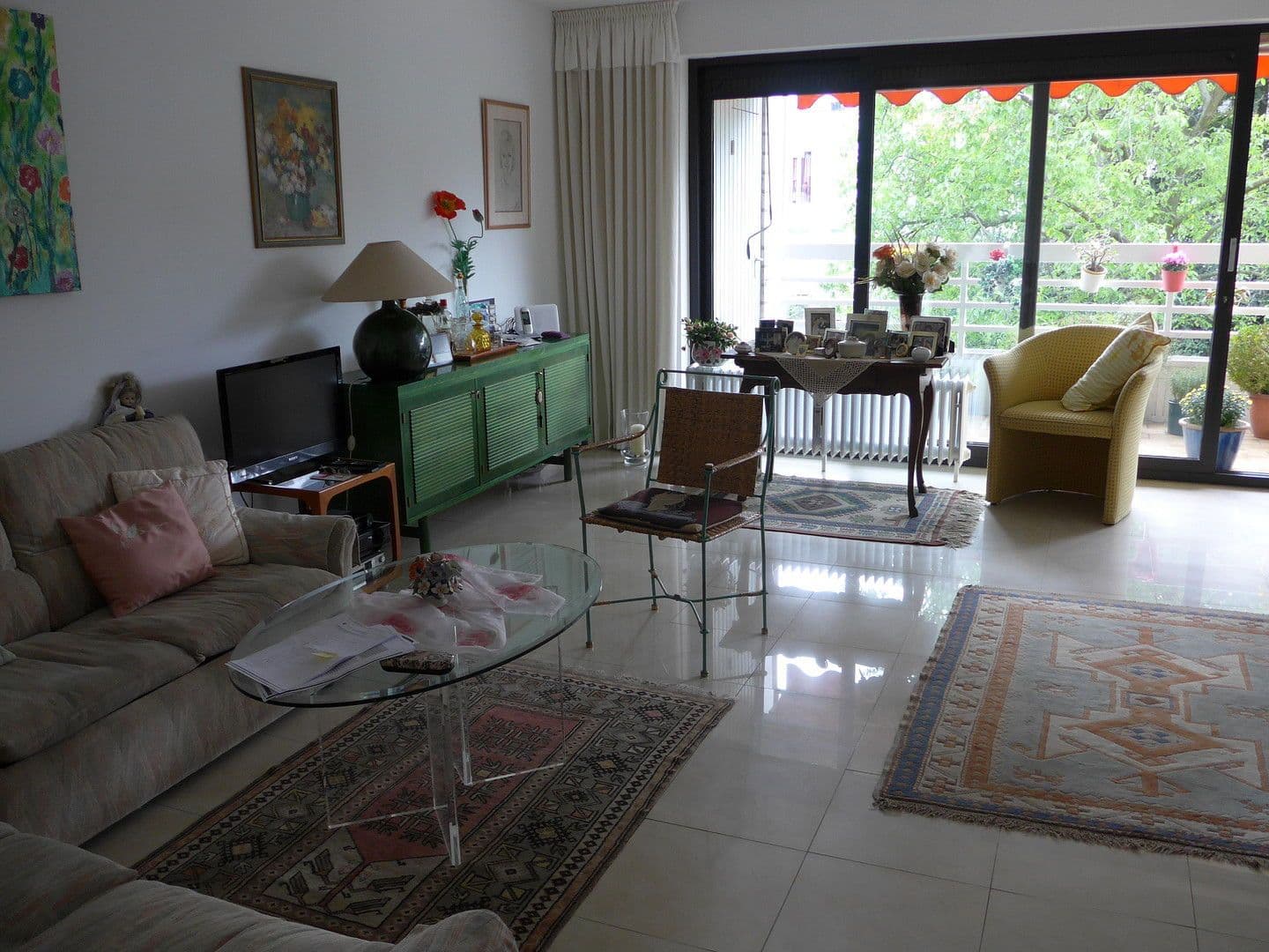 Pronájem bytu 2+1 60 m², Düsseldorf, Severní Porýní-Vestfálsko Pronájem bytu 2+1 60 m², Düsseldorf, Severní Porýní-Vestfálsko