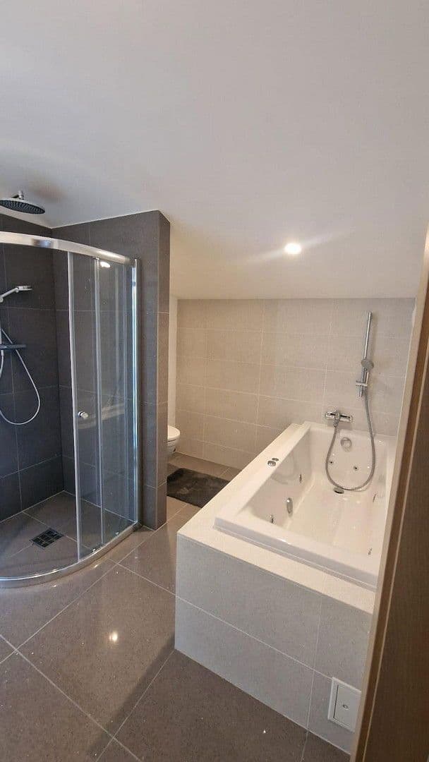 Prodej domu 150 m², pozemek 420 m², steinbergskamp 1A und 1B, Bremervörde, Dolní Sasko Prodej domu 150 m², pozemek 420 m², steinbergskamp 1A und 1B, Bremervörde, Dolní Sasko