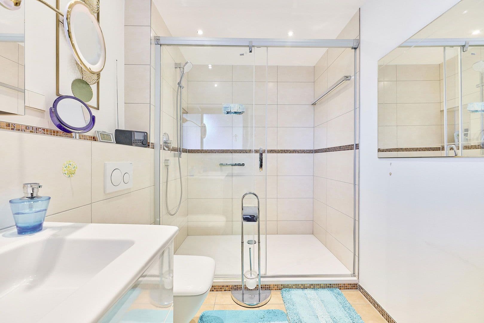 Prodej domu 182 m², pozemek 269 m², Durmersheim, Bádensko-Württembersko Prodej domu 182 m², pozemek 269 m², Durmersheim, Bádensko-Württembersko