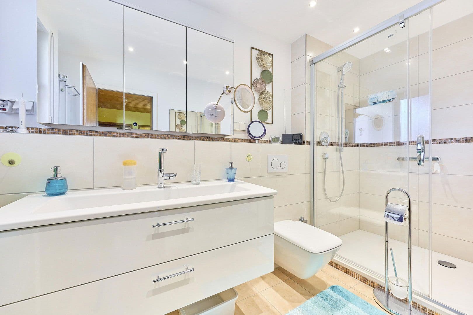 Prodej domu 182 m², pozemek 269 m², Durmersheim, Bádensko-Württembersko Prodej domu 182 m², pozemek 269 m², Durmersheim, Bádensko-Württembersko