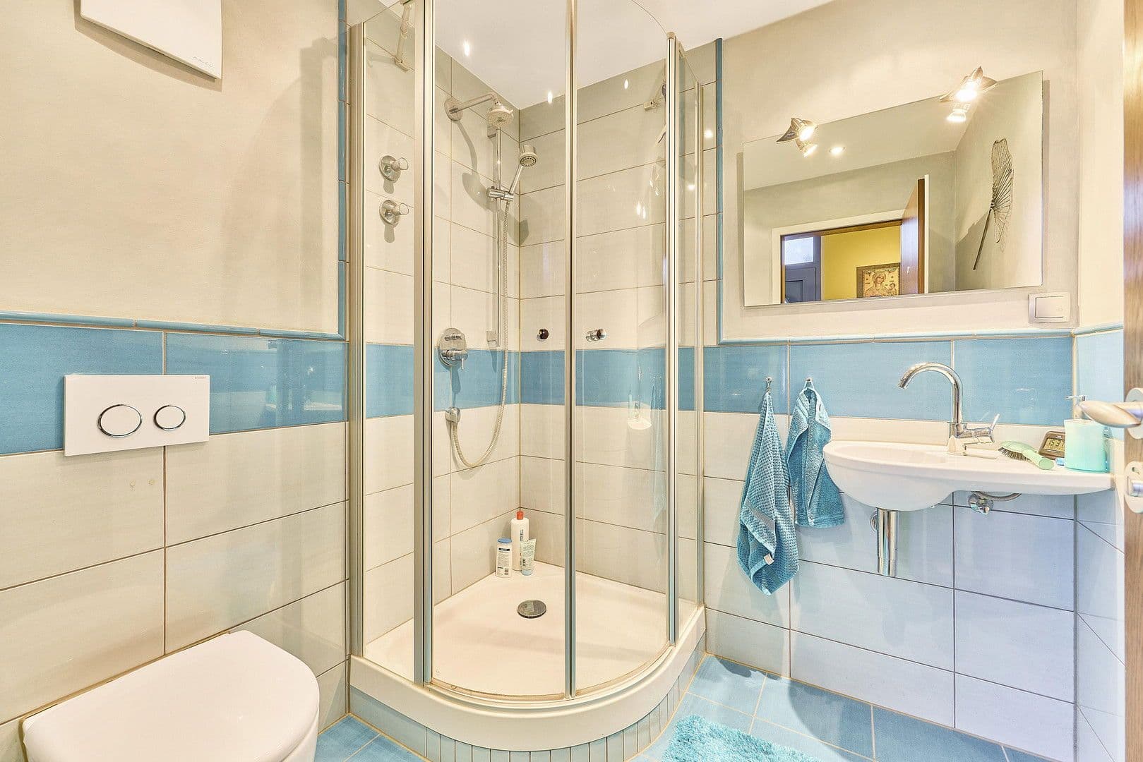 Prodej domu 182 m², pozemek 269 m², Durmersheim, Bádensko-Württembersko Prodej domu 182 m², pozemek 269 m², Durmersheim, Bádensko-Württembersko