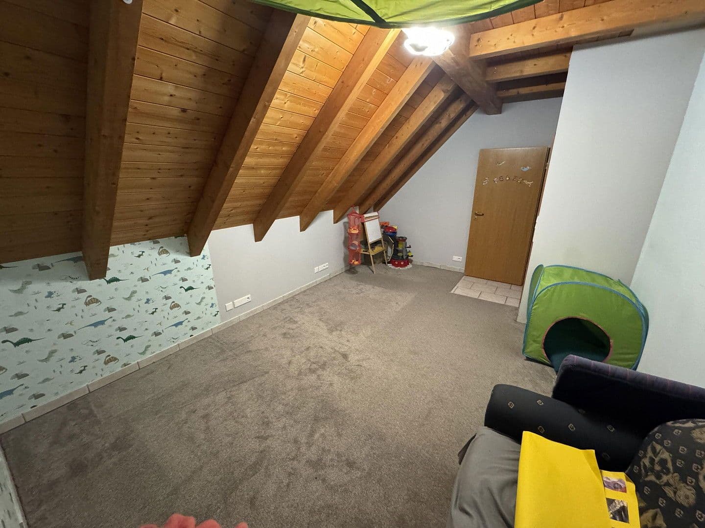 Prodej domu 182 m², pozemek 482 m², Volkach, Bavorsko Prodej domu 182 m², pozemek 482 m², Volkach, Bavorsko