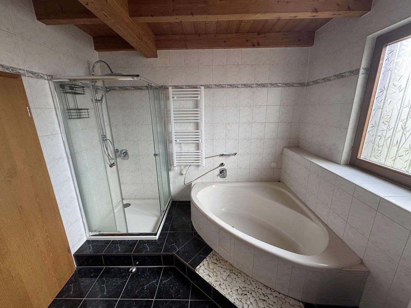 Prodej domu 182 m², pozemek 482 m², Volkach, Bavorsko Prodej domu 182 m², pozemek 482 m², Volkach, Bavorsko