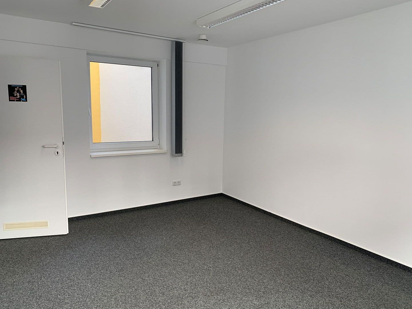 Pronájem kanceláře 72 m², Folzstr. 3, Worms, Porýní-Falc Pronájem kanceláře 72 m², Folzstr. 3, Worms, Porýní-Falc