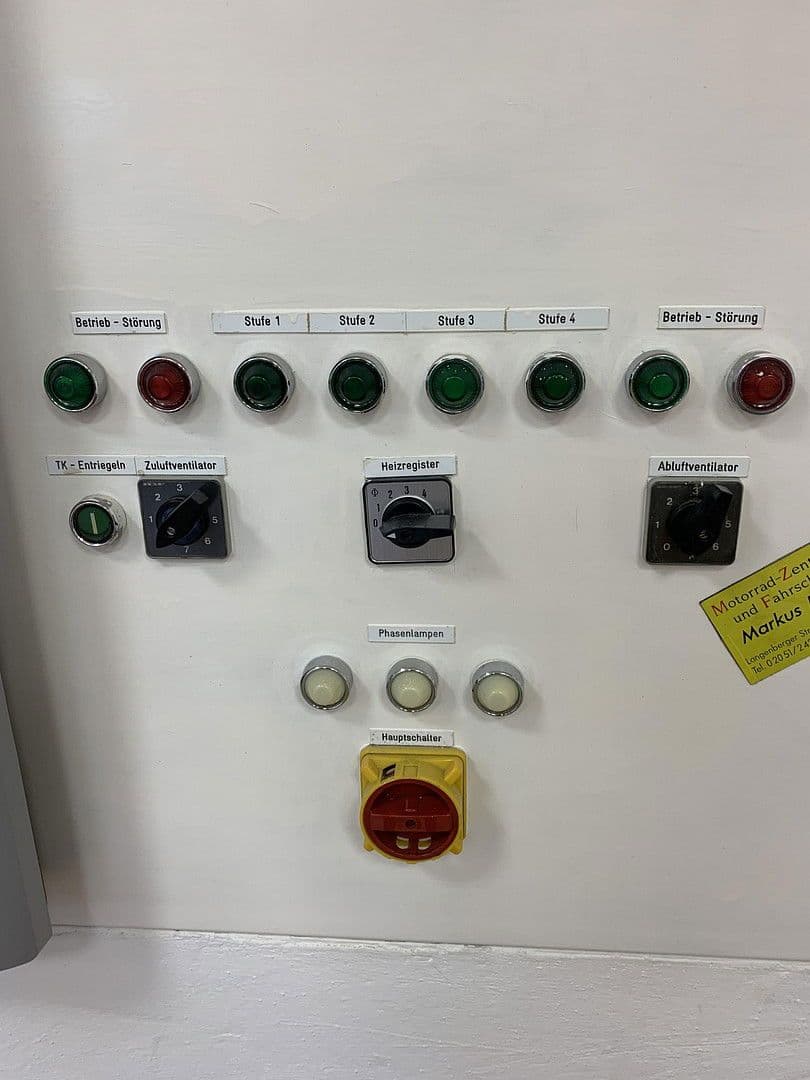 Pronájem nebytového prostoru 100 m², Langenberger Straße, Velbert, Severní Porýní-Vestfálsko Pronájem nebytového prostoru 100 m², Langenberger Straße, Velbert, Severní Porýní-Vestfálsko
