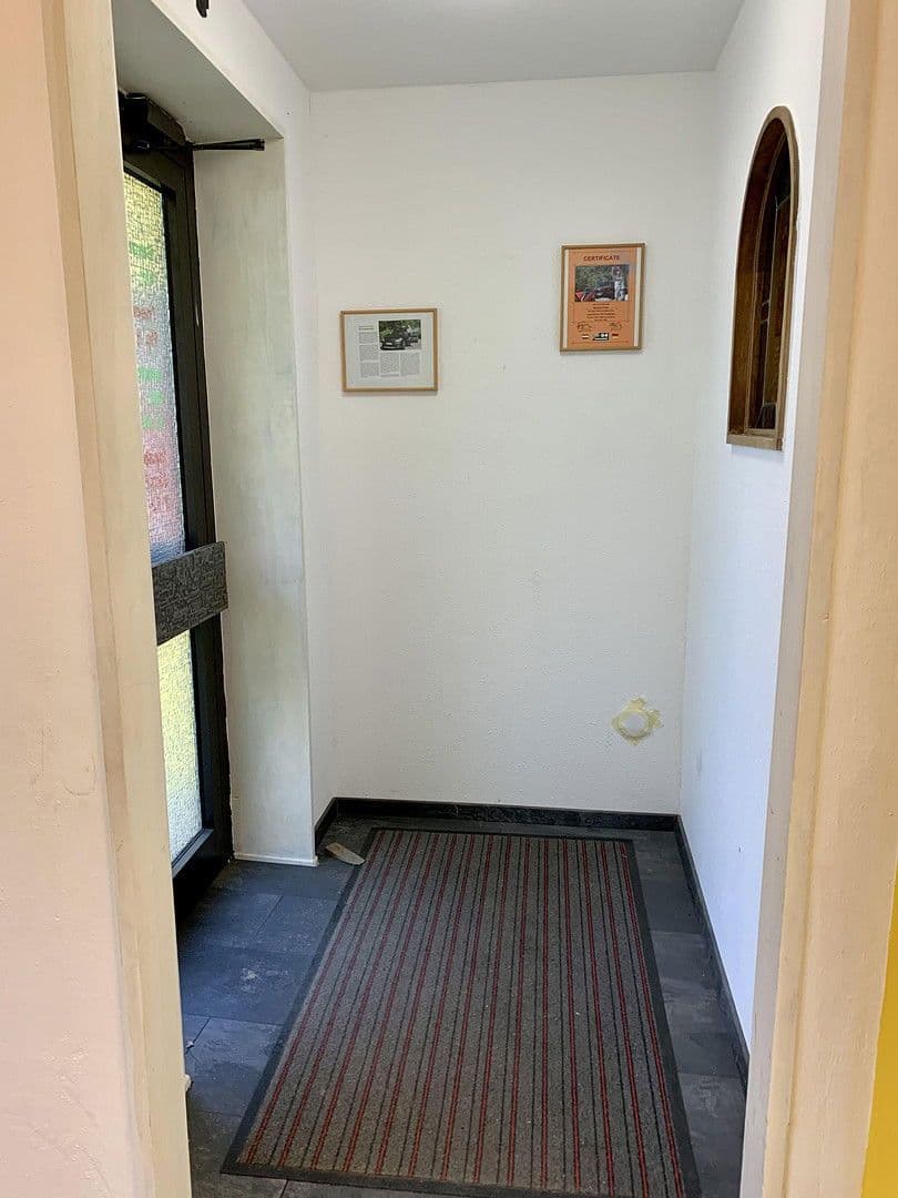 Pronájem nebytového prostoru 100 m², Langenberger Straße, Velbert, Severní Porýní-Vestfálsko Pronájem nebytového prostoru 100 m², Langenberger Straße, Velbert, Severní Porýní-Vestfálsko