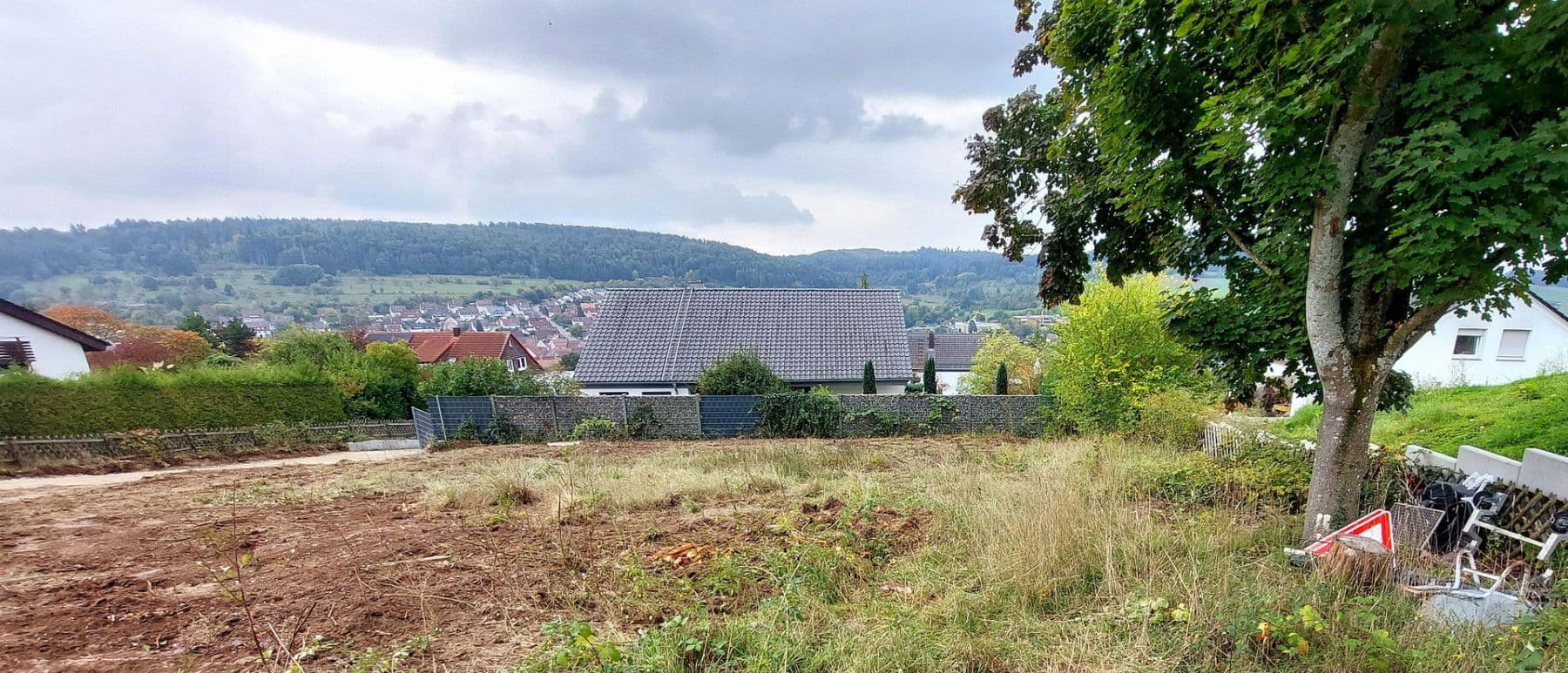 Prodej domu 180 m², pozemek 850 m², Finkenweg 16, Calw, Bádensko-Württembersko Prodej domu 180 m², pozemek 850 m², Finkenweg 16, Calw, Bádensko-Württembersko