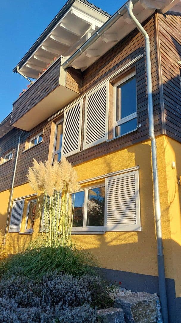 Prodej domu 180 m², pozemek 850 m², Finkenweg 16, Calw, Bádensko-Württembersko Prodej domu 180 m², pozemek 850 m², Finkenweg 16, Calw, Bádensko-Württembersko