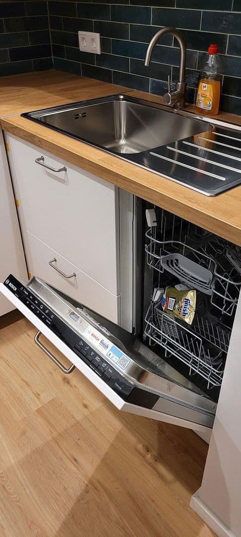 Pronájem bytu 1+1 34 m², Alt-Rudow 18A, Berlin, Berlín Pronájem bytu 1+1 34 m², Alt-Rudow 18A, Berlin, Berlín