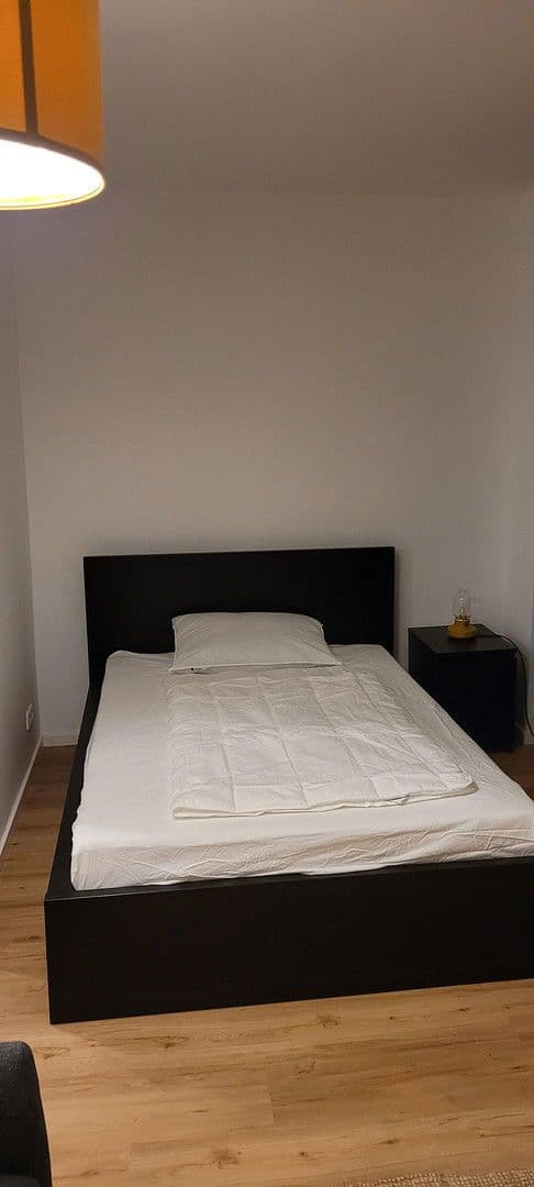 Pronájem bytu 1+1 34 m², Alt-Rudow 18A, Berlin, Berlín Pronájem bytu 1+1 34 m², Alt-Rudow 18A, Berlin, Berlín