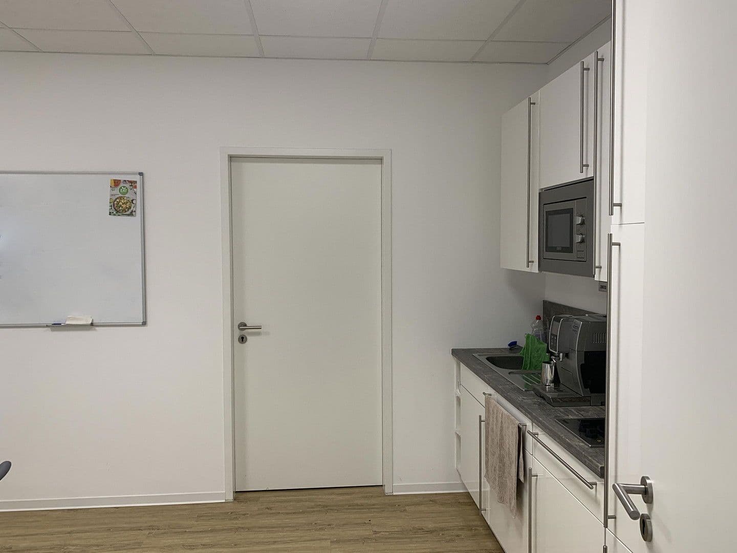 Pronájem kanceláře 184 m², Hamburg, Hamburg Pronájem kanceláře 184 m², Hamburg, Hamburg