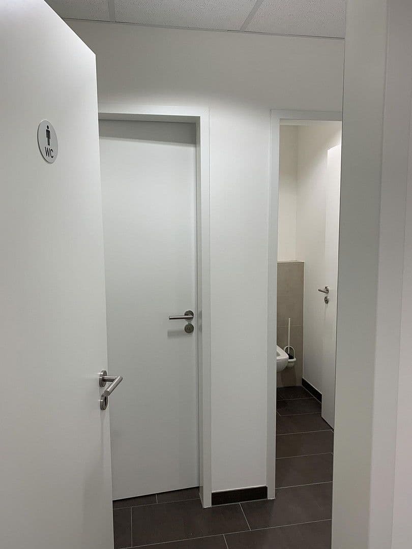 Pronájem kanceláře 184 m², Hamburg, Hamburg Pronájem kanceláře 184 m², Hamburg, Hamburg