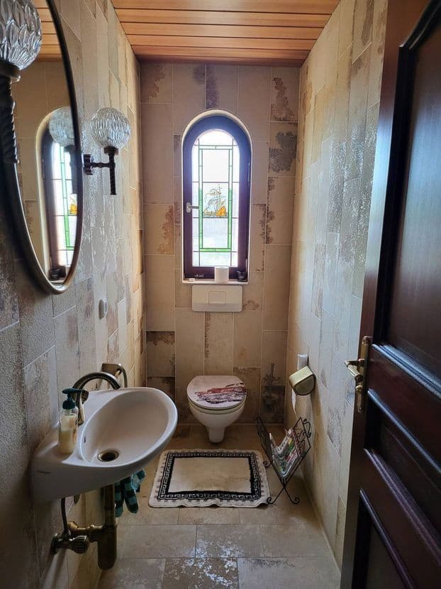 Prodej domu 370 m², pozemek 910 m², Buttenwiesen, Bavorsko Prodej domu 370 m², pozemek 910 m², Buttenwiesen, Bavorsko