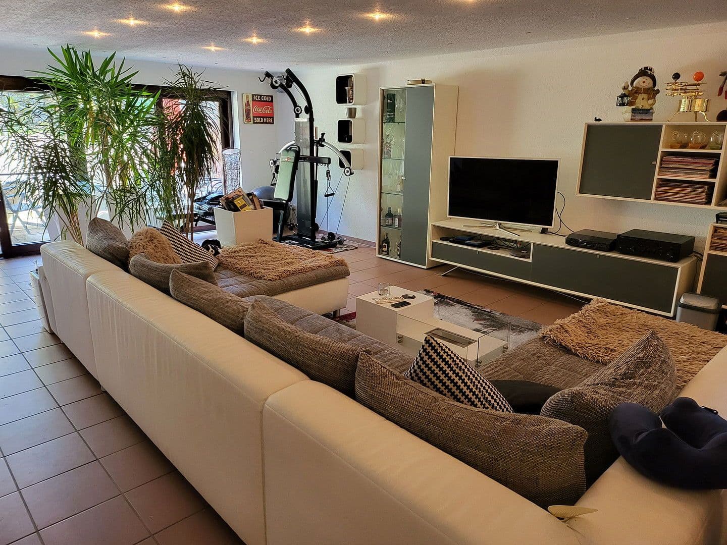 Prodej domu 370 m², pozemek 910 m², Buttenwiesen, Bavorsko Prodej domu 370 m², pozemek 910 m², Buttenwiesen, Bavorsko