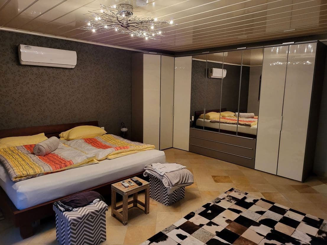 Prodej domu 370 m², pozemek 910 m², Buttenwiesen, Bavorsko Prodej domu 370 m², pozemek 910 m², Buttenwiesen, Bavorsko