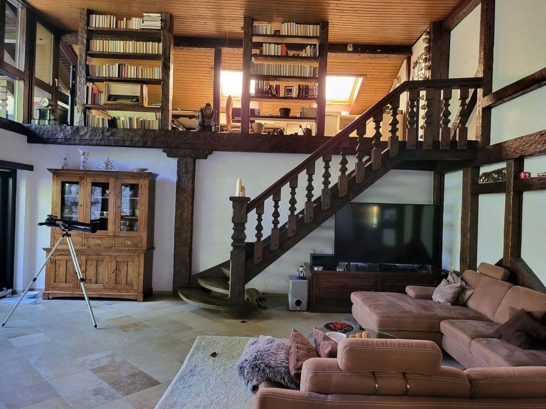 Prodej domu 370 m², pozemek 910 m², Buttenwiesen, Bavorsko Prodej domu 370 m², pozemek 910 m², Buttenwiesen, Bavorsko