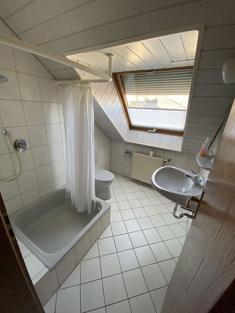 Pronájem bytu 2+1 43 m², Rödermark, Hessen Pronájem bytu 2+1 43 m², Rödermark, Hessen