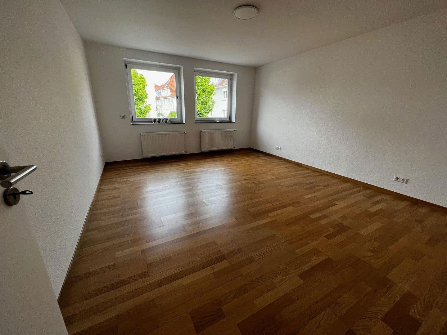 Pronájem bytu 4+1 108 m², Ettlingen, Bádensko-Württembersko Pronájem bytu 4+1 108 m², Ettlingen, Bádensko-Württembersko