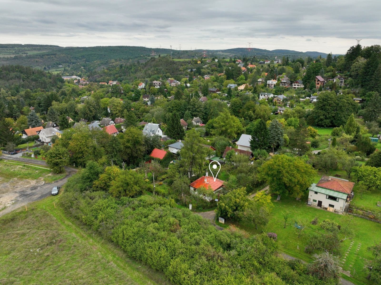 Prodej chaty, chalupy 58 m², pozemek 504 m², Lesní, Zadní Třebaň, Středočeský kraj Prodej chaty, chalupy 58 m², pozemek 504 m², Lesní, Zadní Třebaň, Středočeský kraj