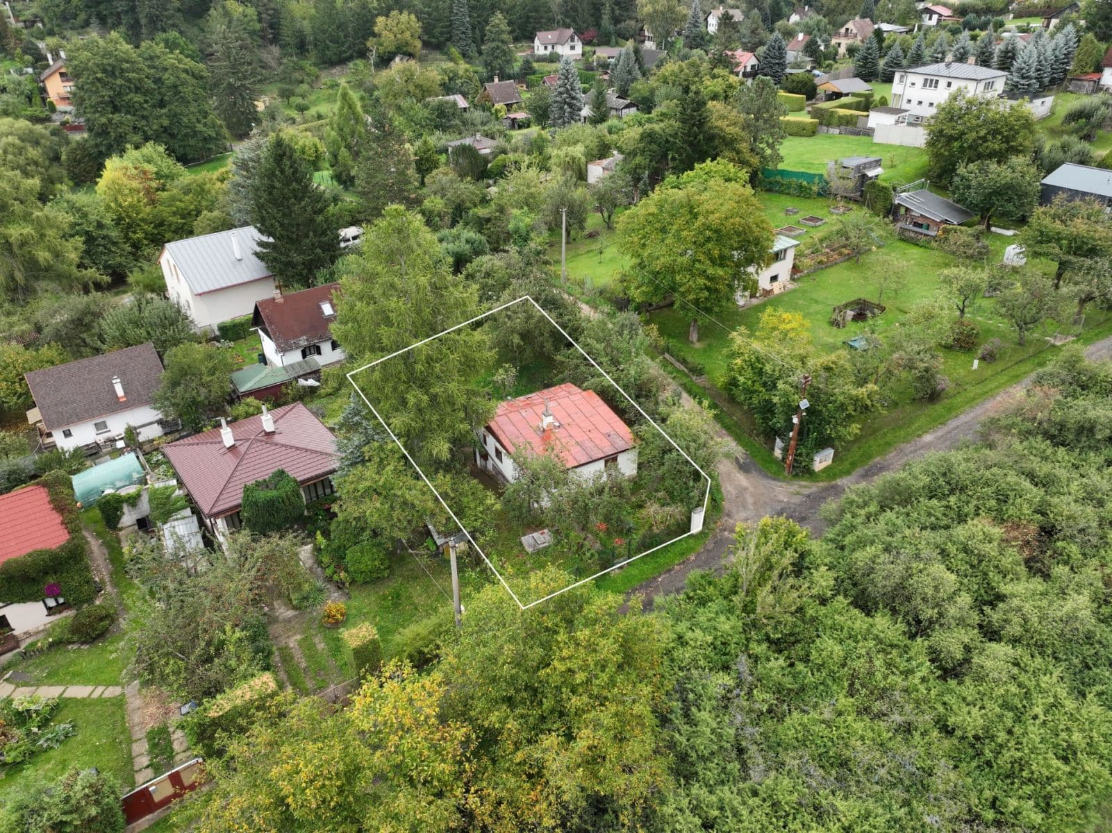 Prodej chaty, chalupy 58 m², pozemek 504 m², Lesní, Zadní Třebaň, Středočeský kraj Prodej chaty, chalupy 58 m², pozemek 504 m², Lesní, Zadní Třebaň, Středočeský kraj