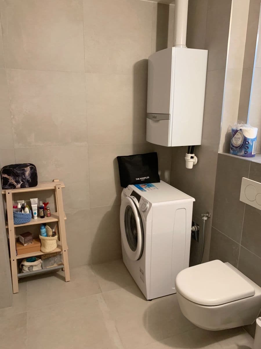 Pronájem bytu 2+kk 50 m², Šaldova, Praha, Praha Pronájem bytu 2+kk 50 m², Šaldova, Praha, Praha