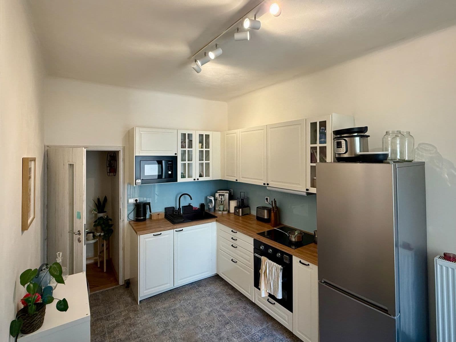 Pronájem bytu 2+1 70 m², U Smaltovny, Praha, Praha Pronájem bytu 2+1 70 m², U Smaltovny, Praha, Praha