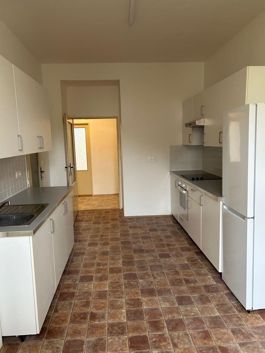 Pronájem bytu 3+1 86 m², U Rajské zahrady, Praha, Praha Pronájem bytu 3+1 86 m², U Rajské zahrady, Praha, Praha