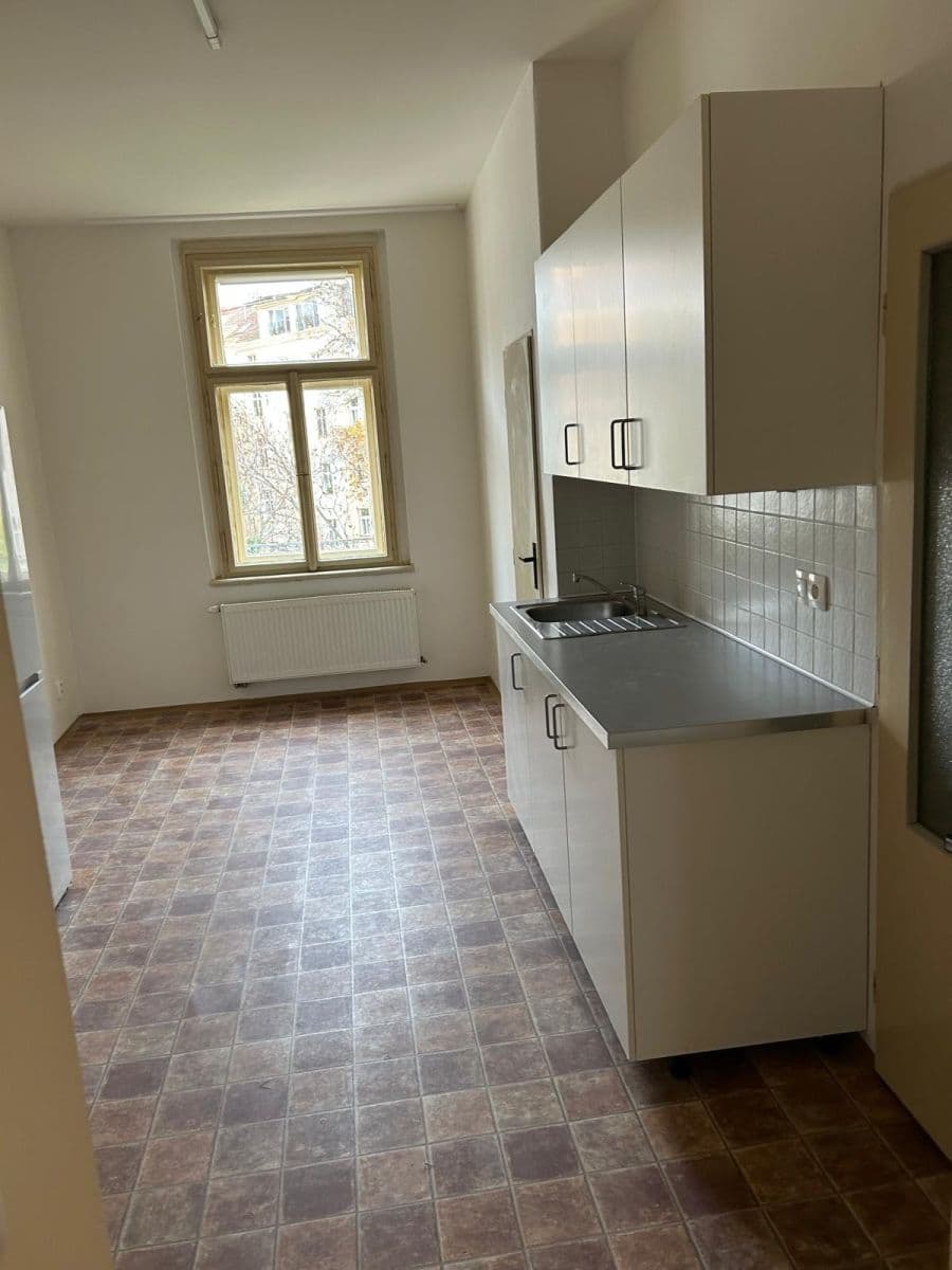 Pronájem bytu 3+1 86 m², U Rajské zahrady, Praha, Praha Pronájem bytu 3+1 86 m², U Rajské zahrady, Praha, Praha