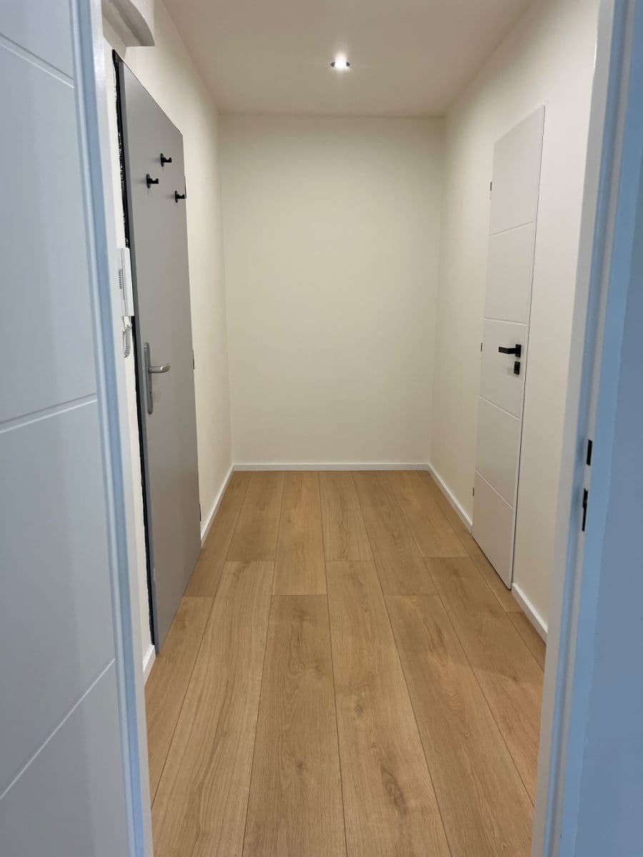 Prodej bytu 2+kk 58 m², 5. května, Měšice, Středočeský kraj Prodej bytu 2+kk 58 m², 5. května, Měšice, Středočeský kraj